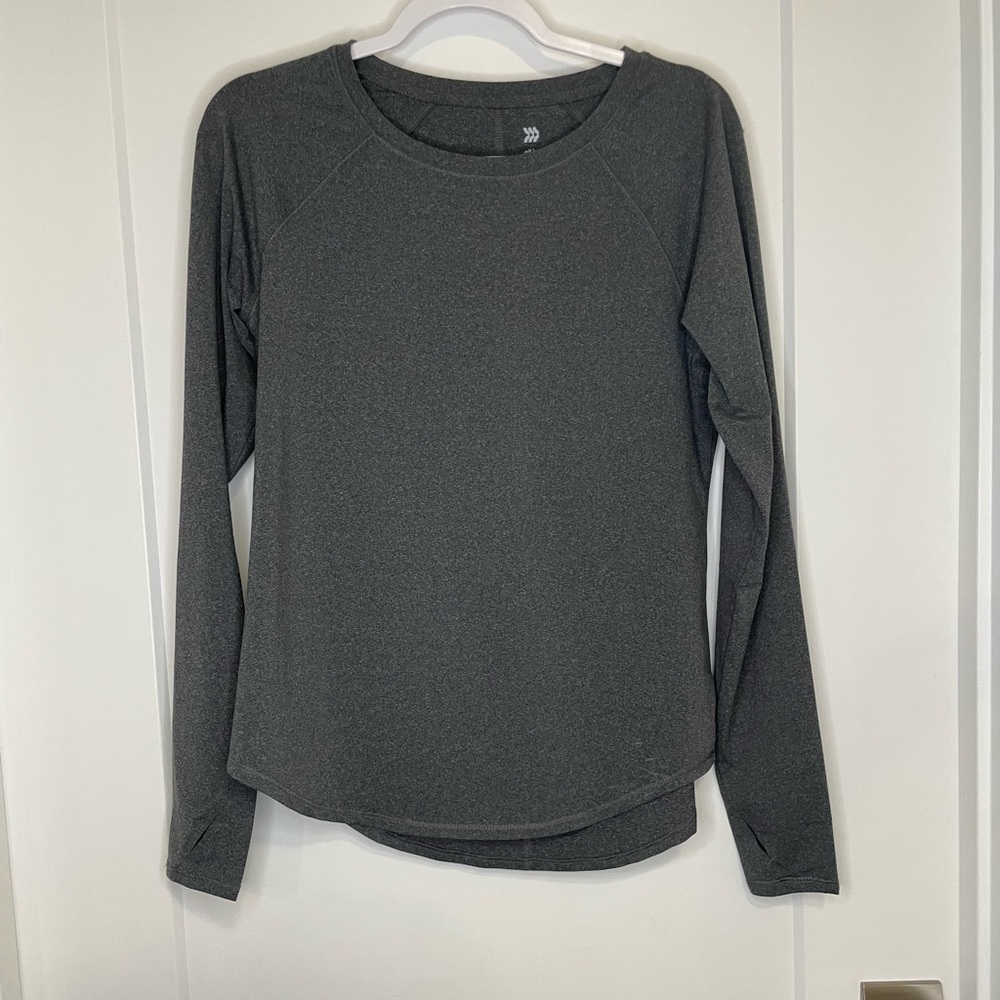 BRAND NEW all in motion(target) workout long sleeve, never worn! Size medium
